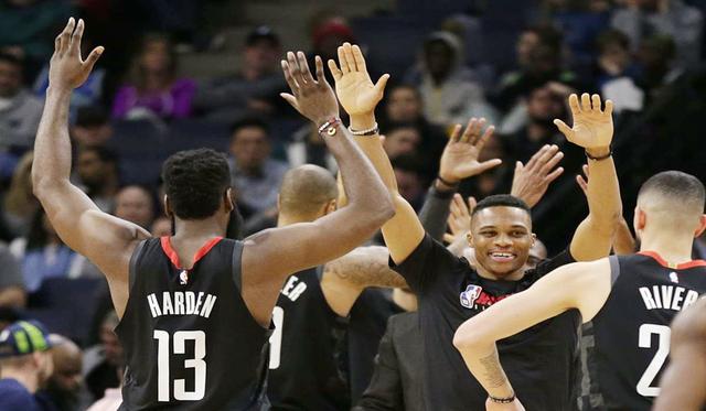  巴特勒膝盖手术，热火冲击总冠军蒙阴影  